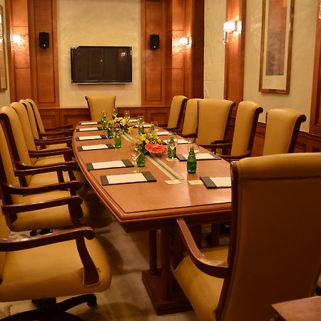 Royal Tulip Navi Mumbai Hotel Luaran gambar