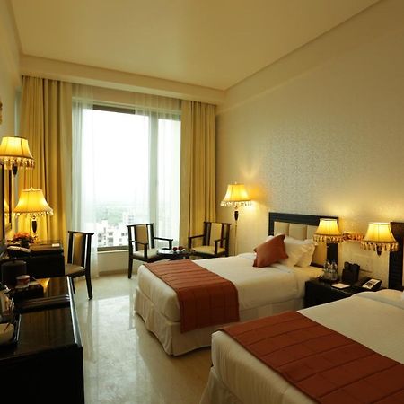 Royal Tulip Navi Mumbai Hotel Luaran gambar