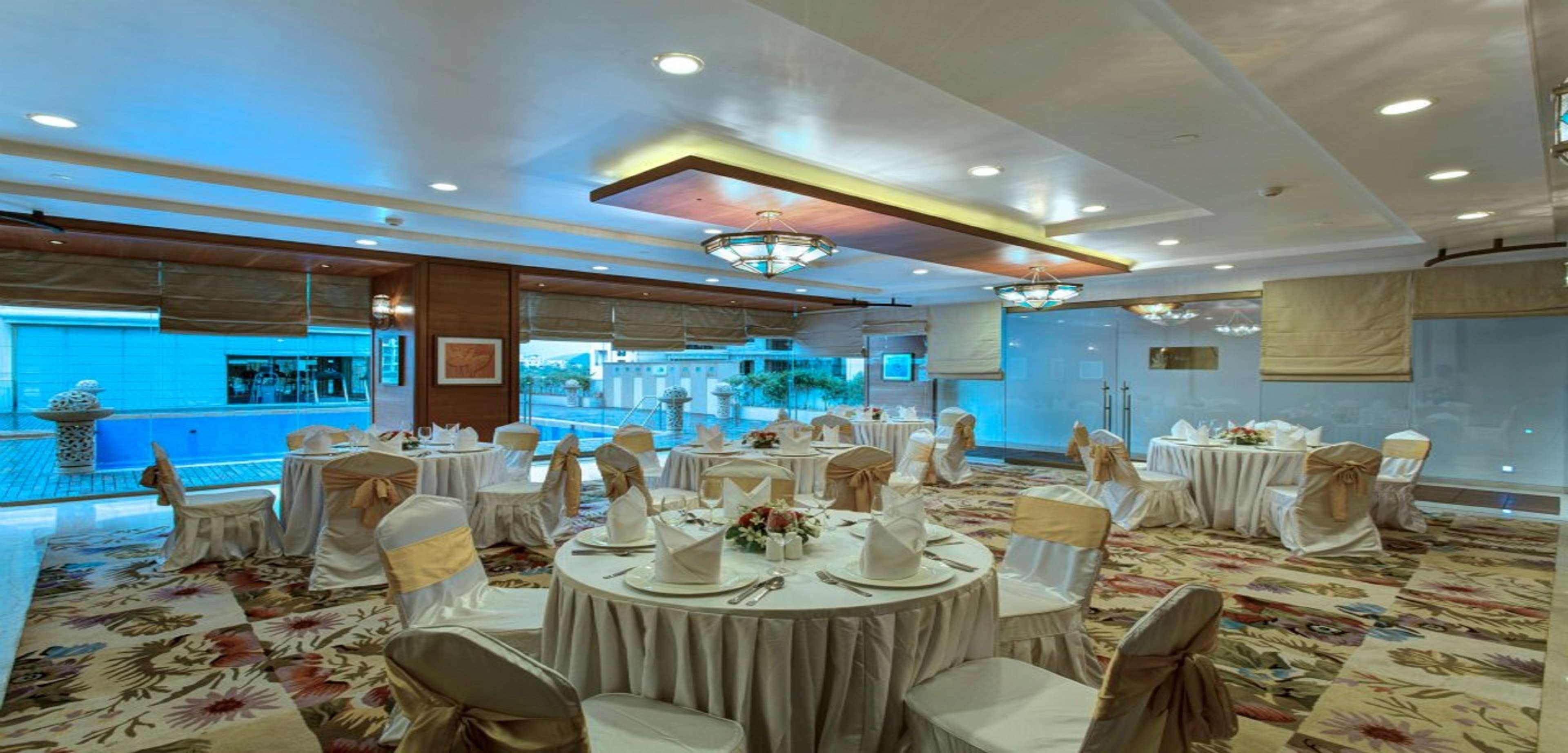 Royal Tulip Navi Mumbai Hotel Luaran gambar
