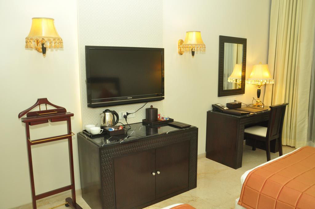 Royal Tulip Navi Mumbai Hotel Luaran gambar
