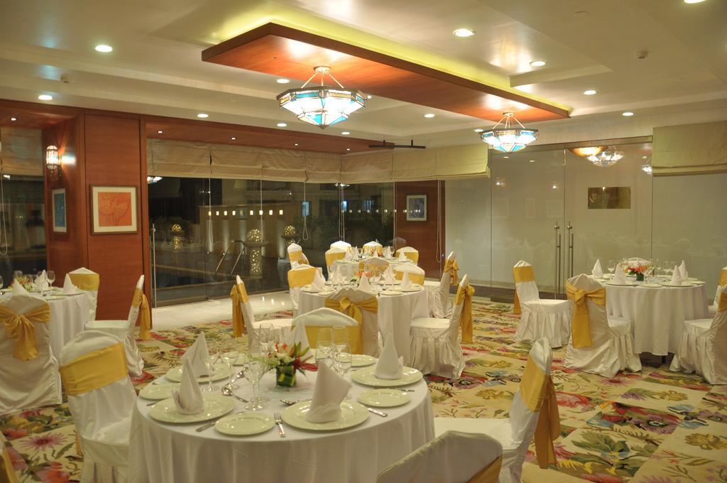 Royal Tulip Navi Mumbai Hotel Luaran gambar