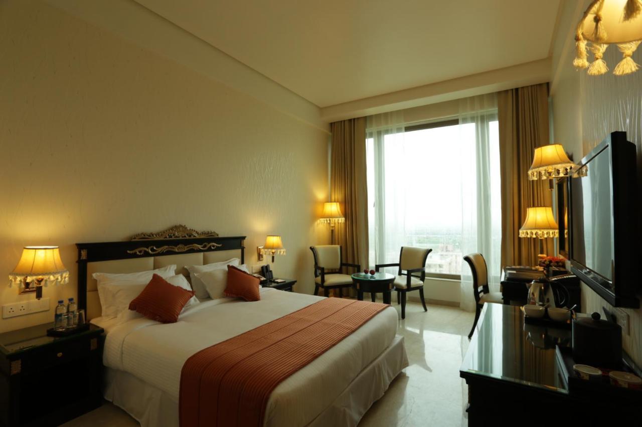 Royal Tulip Navi Mumbai Hotel Luaran gambar